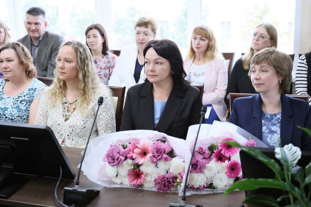 Тагильским финансистам вручили награды в честь профессионального праздника