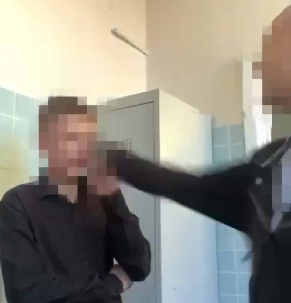 Новые подробности буллинга школьника в Нижнем Тагиле: его заставляли купить электронную сигарету