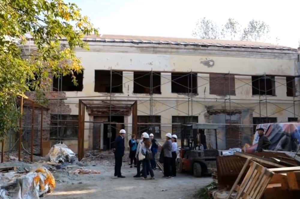 В Нижнем Тагиле ремонтируют детскую поликлинику на улице Карла Маркса