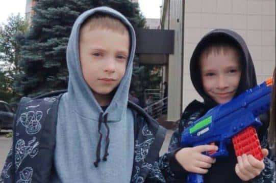 В Свердловской области разыскивают двоих мальчиков: мать не видела детей почти год