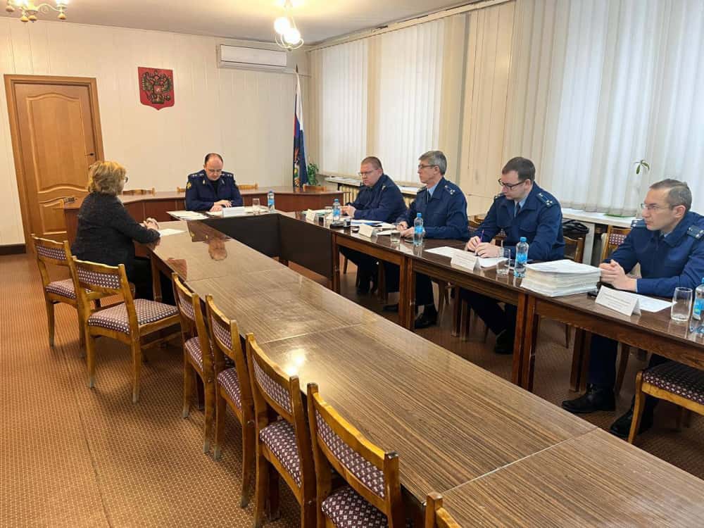 Жители Нижнего Тагила обратились к прокурору региона с проблемами