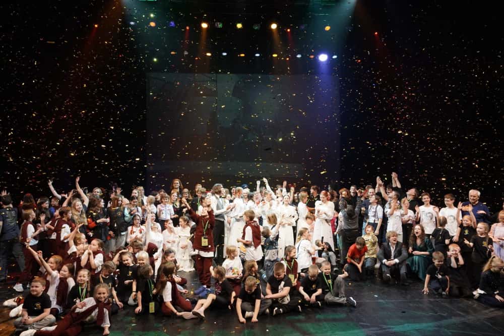 Театр из поселка под Нижним Тагилом получил диплом на фестивале «Б’АРТ’О»