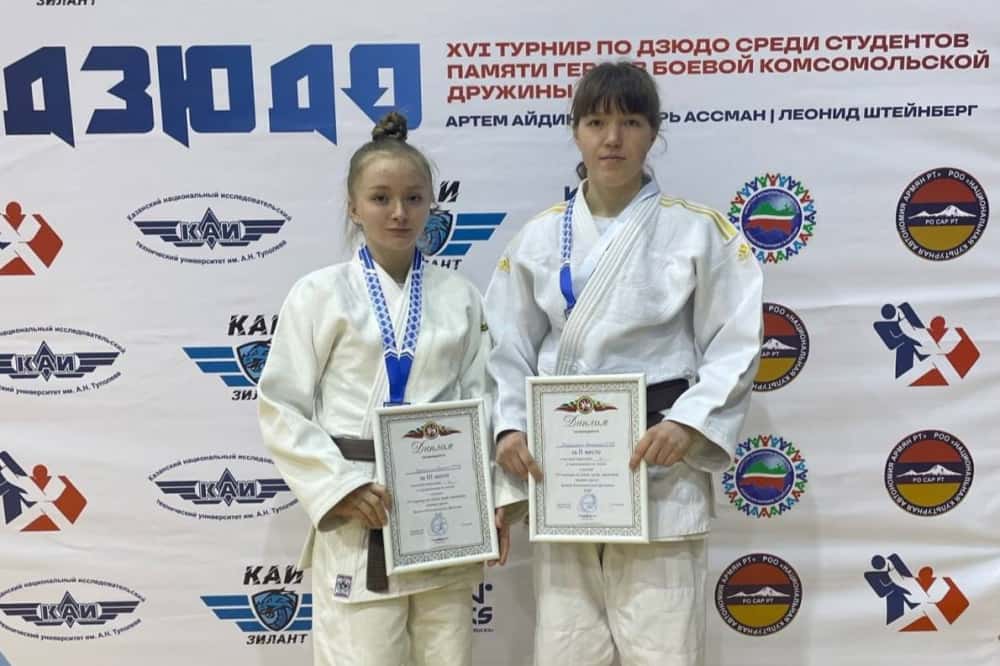 Тагильские спортсменки завоевали две медали на соревнованиях по дзюдо