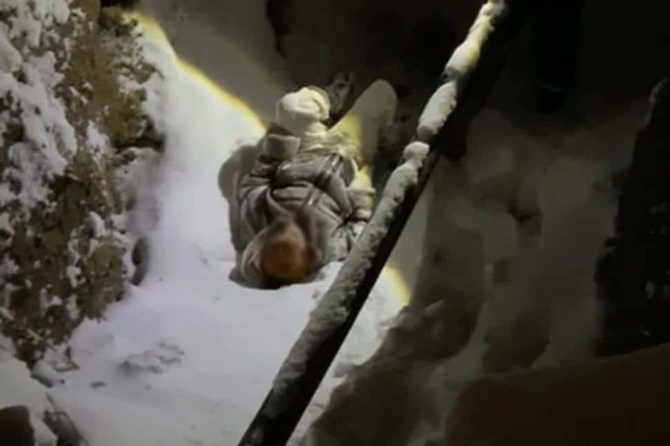 В Нижнем Тагиле ночью женщина провалилась в траншею глубиной четыре метра