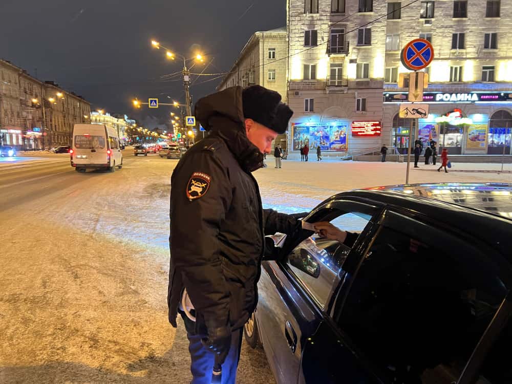 В Нижнем Тагиле подвели итоги рейда, который сотрудники ГИБДД провели второго января