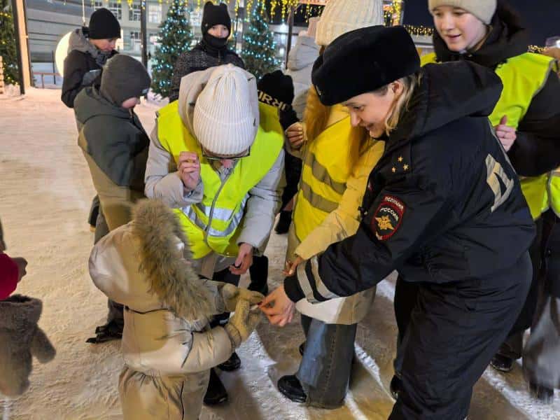 На Урале ГАИ проводит акции по популяризации световозвращающих элементов