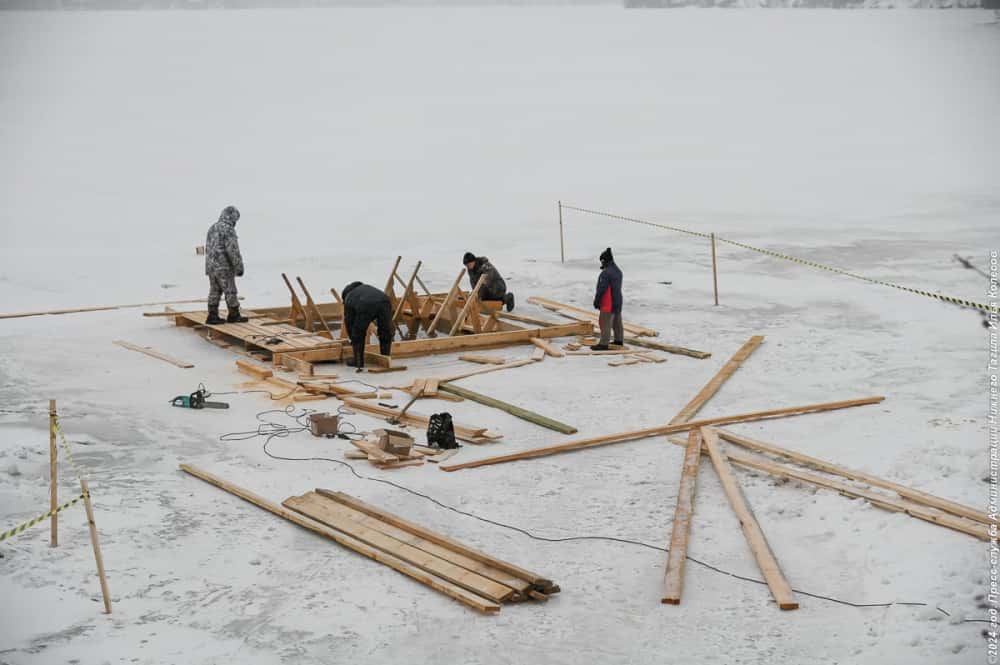 В Нижнем Тагиле увеличат число спасателей во время Крещенских купаний