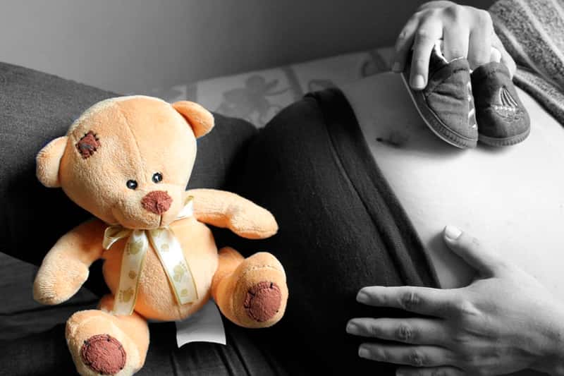 В Свердловской области у 14-летней девочки случился выкидыш 