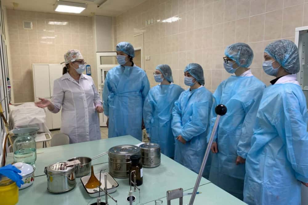 В Нижнем Тагиле будущие медики побывали на экскурсии в Городской больнице №1