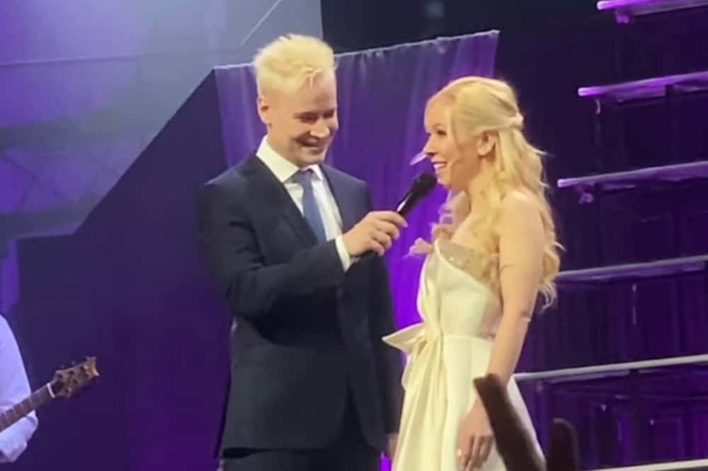 Российский певец SHAMAN и глава Лиги безопасного интернета Мизулина объявили о своих отношениях