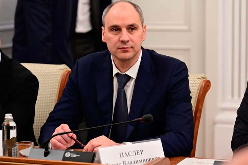 Глава Свердловской области рассказал о возвращении сына из США в Екатеринбург