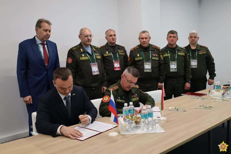 Тагильский Уралвагонзавод договорился о поставках военной техники в Беларусь