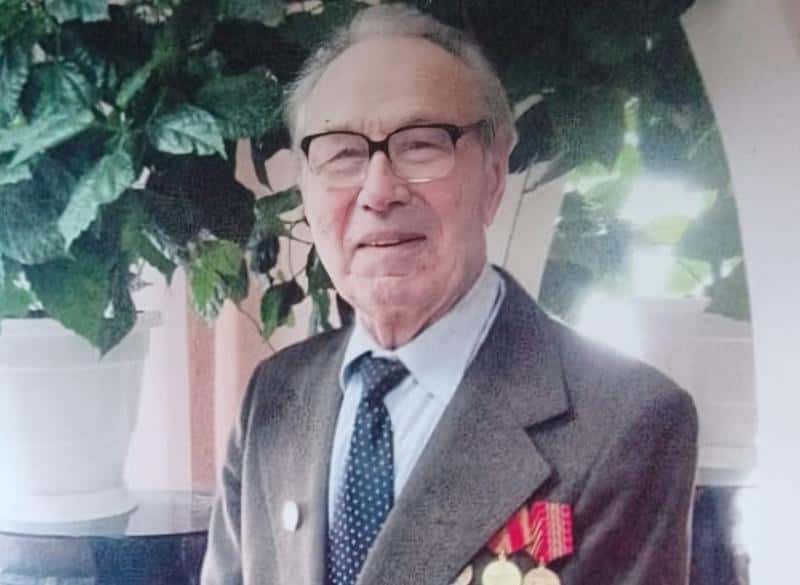 В Нижнем Тагиле простятся с почетным педагогом, проработавшим 45 лет и написавшим девять книг  