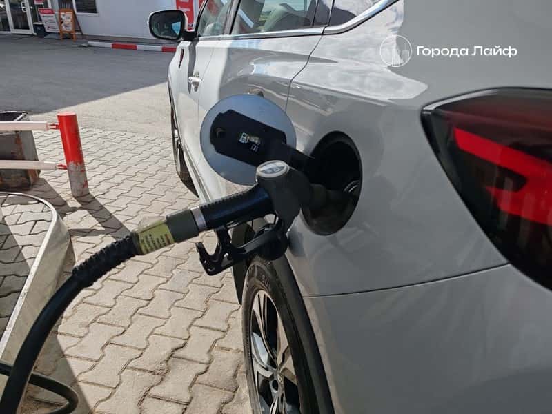 Почти 70 рублей за литр: цены на топливо в Екатеринбурге бьют новые рекорды