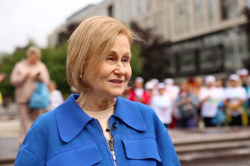 Дарья Донцова назвала себя «компьютерной идиоткой» и рассказала о курьёзах с внуком