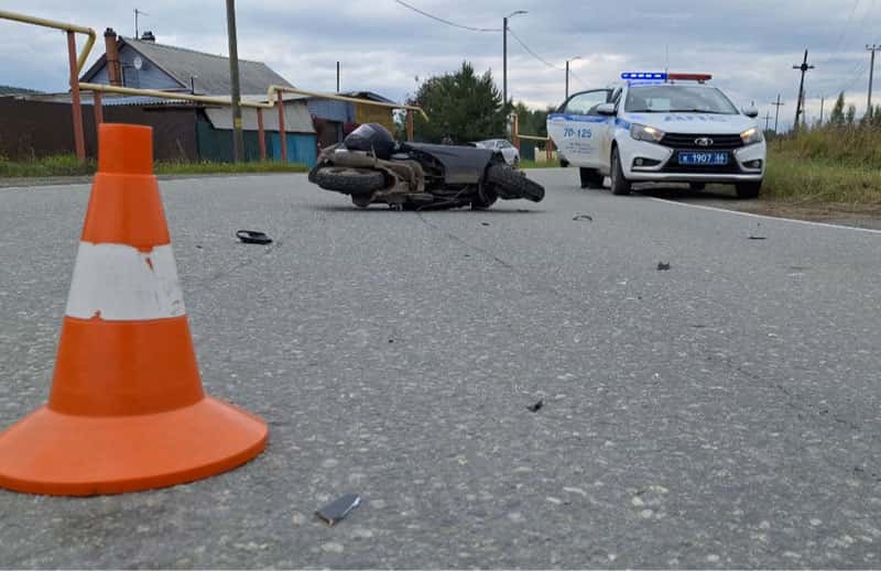 Пьяный водитель мопеда протаранил машину — подробности шокируют!