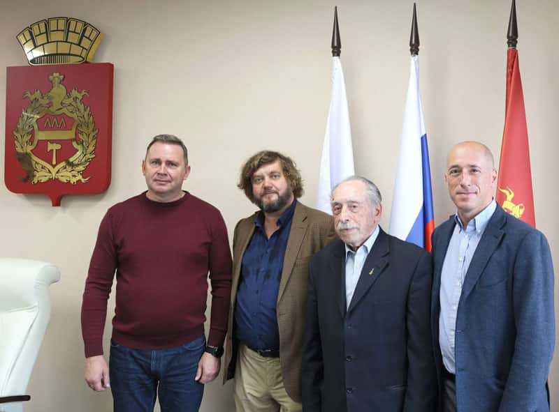 Пётр Лаул и «Демидов-камерата» открыли новый филармонический сезон в Нижнем Тагиле