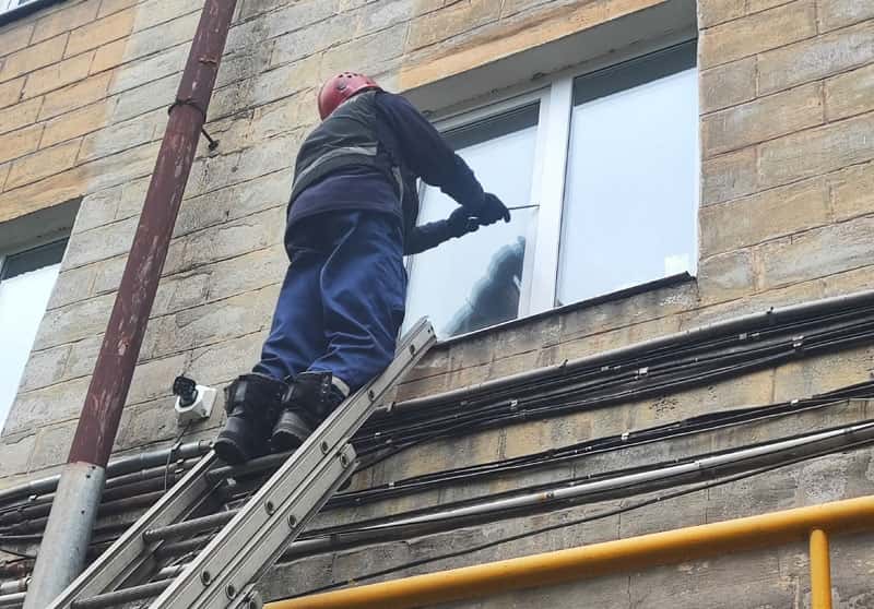 Дверь захлопнулась — дети внутри: как спасатели Нижнего Тагила пришли на помощь