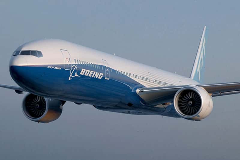 Глава Минпромторга Алиханов предложил прекратить ввозить в Россию зарубежные самолёты 