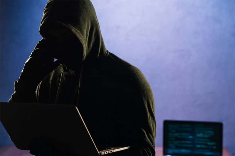 Мошенники взломали аккаунт тагильчанки на маркетплейсе и списали с карты 5,5 тыс. рублей