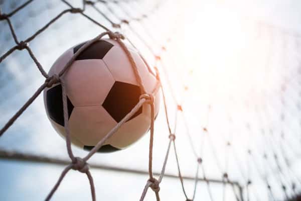 Восьмилетняя футболистка из Нижнего Тагила покорила телеканал «Карусель»