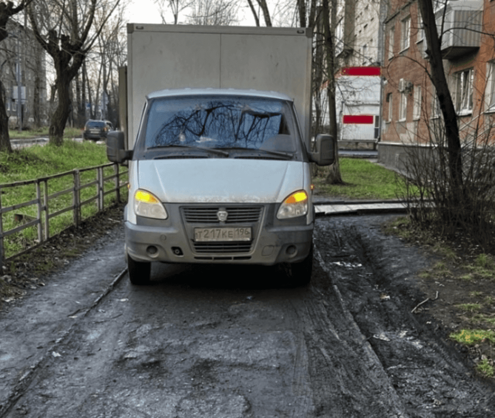 Нижний Тагил борется с нарушениями ПВЗ маркетплейсов: штрафы и призыв к горожанам помогать