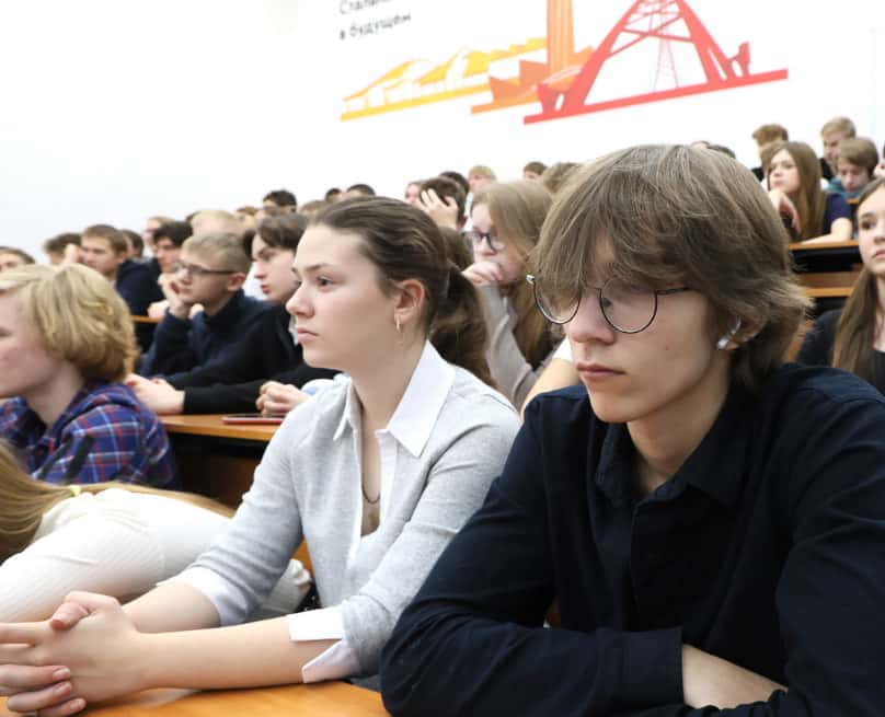 Паспорта и карьера: в Нижнем Тагиле стартовала «Неделя ЕВРАЗа» для школьников с лекциями от инженеров и медиапроектом