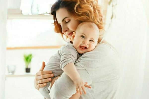 Восьмые роды у одной мамы и восемь пар близнецов: Минздрав Свердловской области подвел необычную статистику новорожденных за неделю