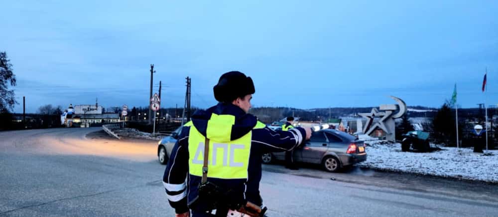 Контроль усилен: на что будут обращать внимание автоинспекторы из Свердловской области в последние дни года