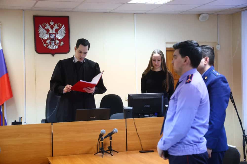 Суд Нижнего Тагила ужесточил меру пресечения 15-летнему обвиняемому в покушении на убийство