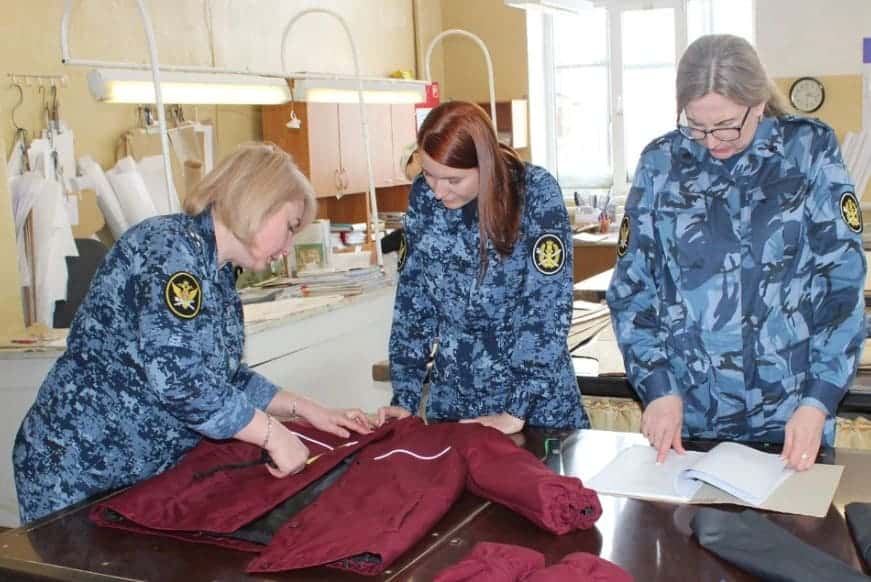В тагильской женской колонии запустили массовый пошив одежды на миллионы рублей