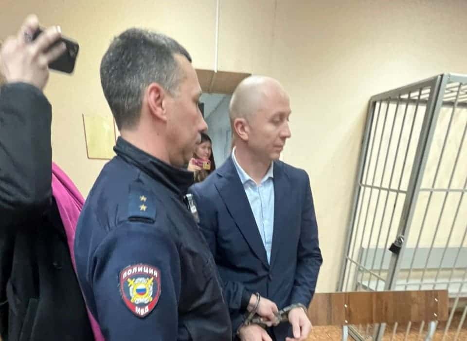 Главный борец с коррупцией на Урале вышел по УДО через полгода после приговора