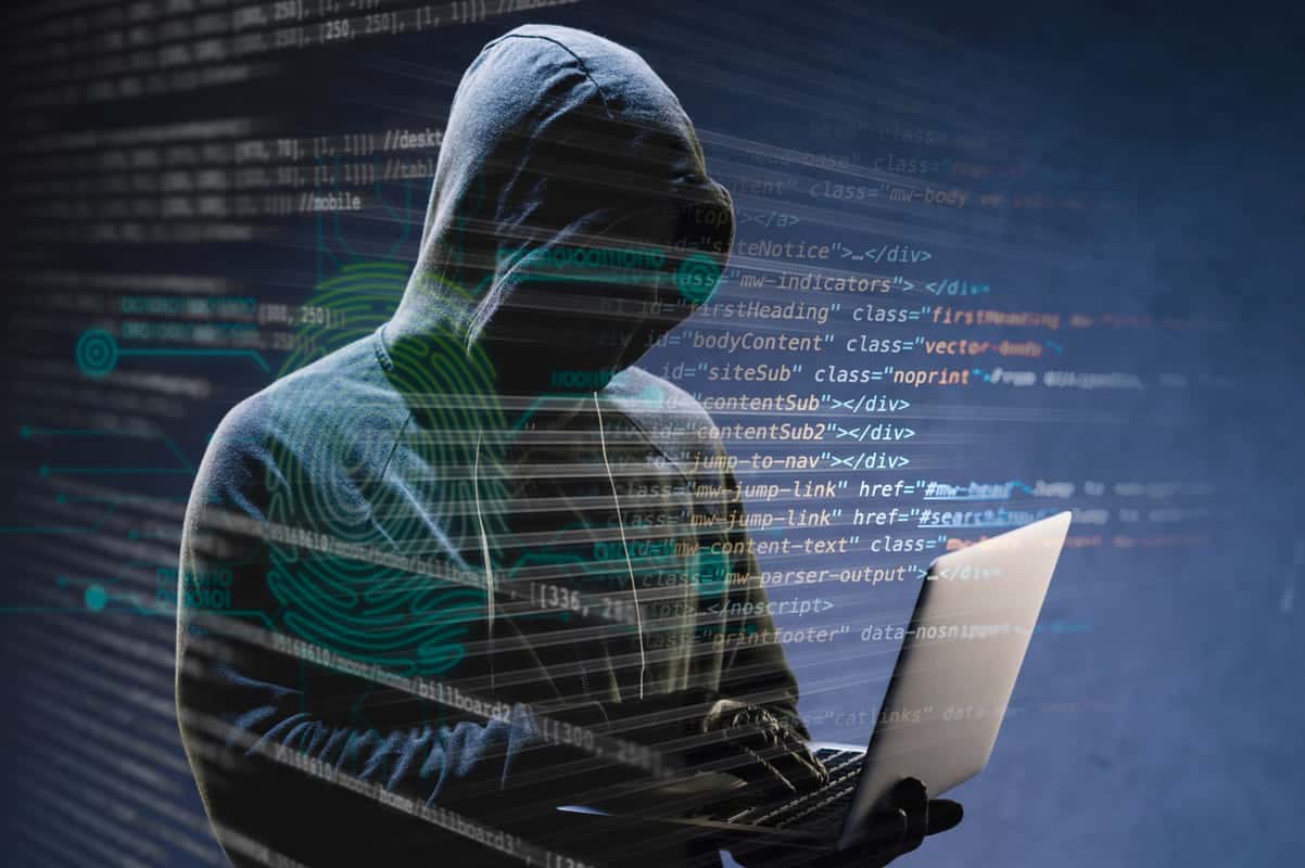 Отзывы — куплены, а рейтинг — накручен: эксперты рассказали россиянам, как жить в мире фейков