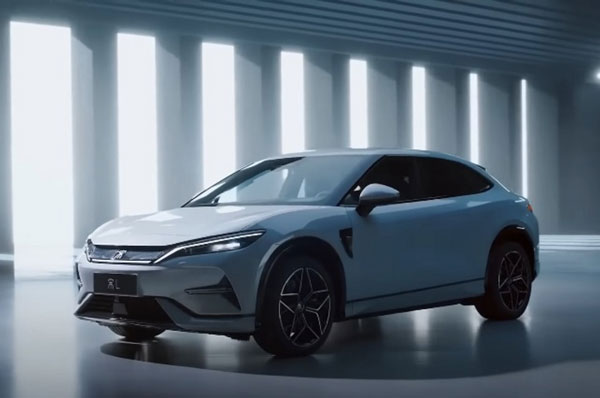 Налог на роскошь 2026: в список добавили 18 новых моделей — теперь платят даже владельцы китайских кроссоверов