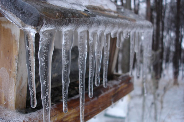 Свердловский Госжилстройнадзор начал проверки крыш многоэтажек: что ищут инспекторы в марте 2026 | Госжилстройнадзор Свердловской области проверяет кровли многоэтажек из-за оттепели Свердловский Госжилстройнадзор начал проверки крыш многоэтажек: что ищут инспекторы в марте 2026 | Госжилстройнадзор Свердловской области проверяет кровли многоэтажек из-за оттепели