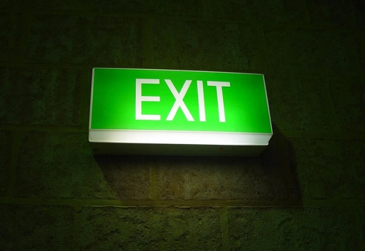 В Екатеринбурге после сообщений о минировании эвакуировали 151 школу В Екатеринбурге после сообщений о минировании эвакуировали 151 школу