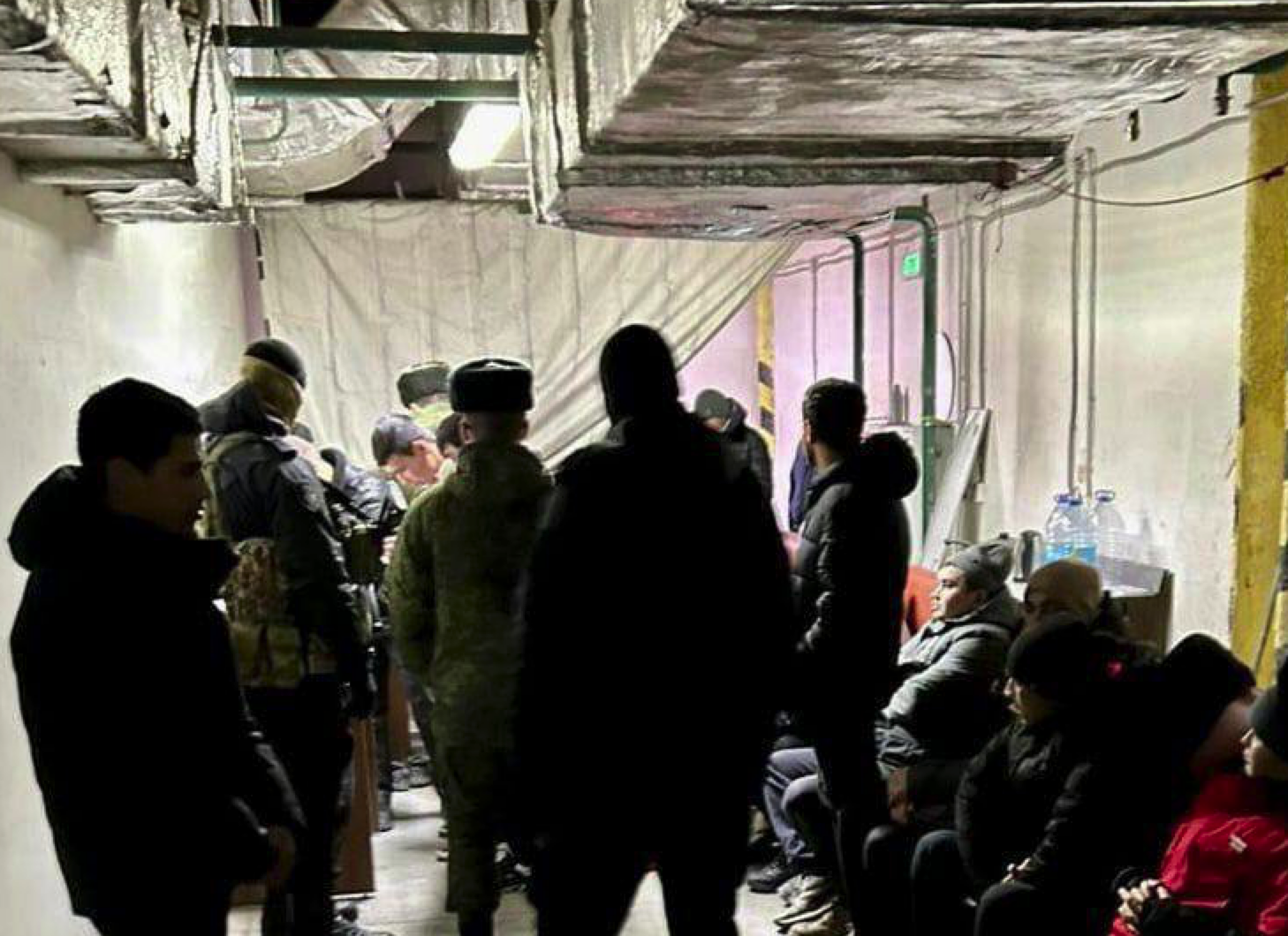 Пресс-секретарь свердловского главка МВД Валерий Горелых прокомментировал визит полиции в «Гринвич» Пресс-секретарь свердловского главка МВД Валерий Горелых прокомментировал визит полиции в «Гринвич»