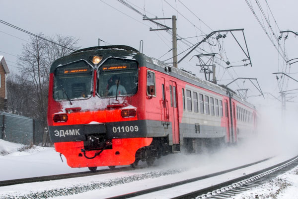 В новогодние праздники будут курсировать дополнительные электрички до Нижнего Тагила | На Урале назначили дополнительные электрички на новогодние праздники 