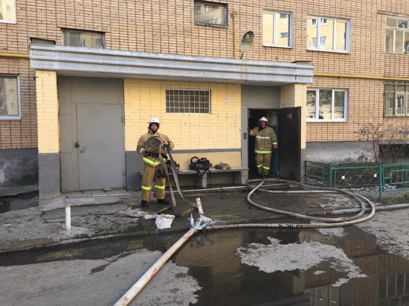 Накануне в Тагиле в пятиэтажке горел мусор