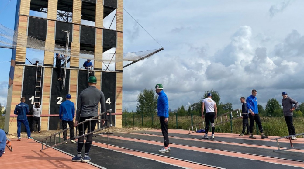 Нижний Тагил принимает 68-ой чемпионат по пожарно-спасательному спорту | На Урале пройдет чемпионат по пожарно-спасательному спорту Нижний Тагил принимает 68-ой чемпионат по пожарно-спасательному спорту | На Урале пройдет чемпионат по пожарно-спасательному спорту