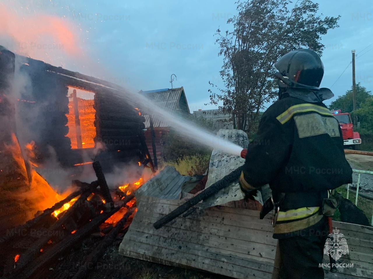 В садовом товариществе в Нижнем Тагиле произошел пожар