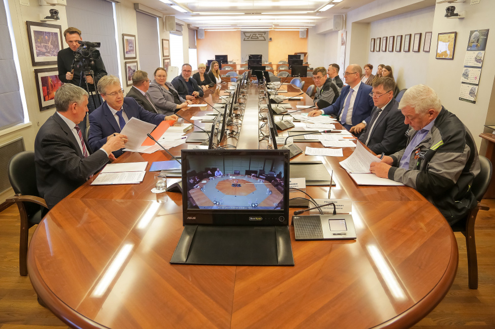 Тагильский Уралвагонзавод и ведущий уральский вуз запускают совместный проект по подготовке специалистов | На Урале ведущий вуз и завод запускают проект по подготовке кадров для предприятия Тагильский Уралвагонзавод и ведущий уральский вуз запускают совместный проект по подготовке специалистов | На Урале ведущий вуз и завод запускают проект по подготовке кадров для предприятия