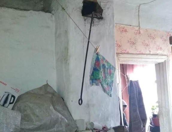 Чиновники лишили пожилую женщину единственного жилья: история несправедливости в Каменском районе