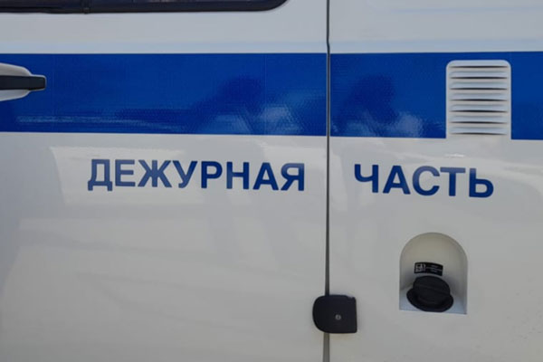 Очередной случай жестокого нападения на женщину произошёл в Нижнем Тагиле | В Нижнем Тагиле мужчина избил женщину во дворе многоэтажки