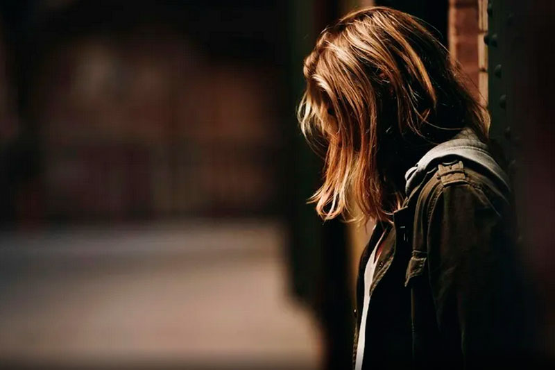 Жестокое избиение школьницы в Нижнем Тагиле: следствие СКР возбудило уголовное дело | На Урале возбудили уголовное дело после жестокого избиения девочки в школьном туалете