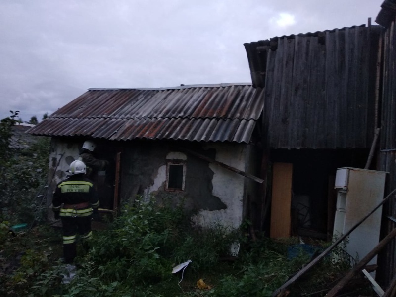 Ночью в Нижнем Тагиле сгорела баня