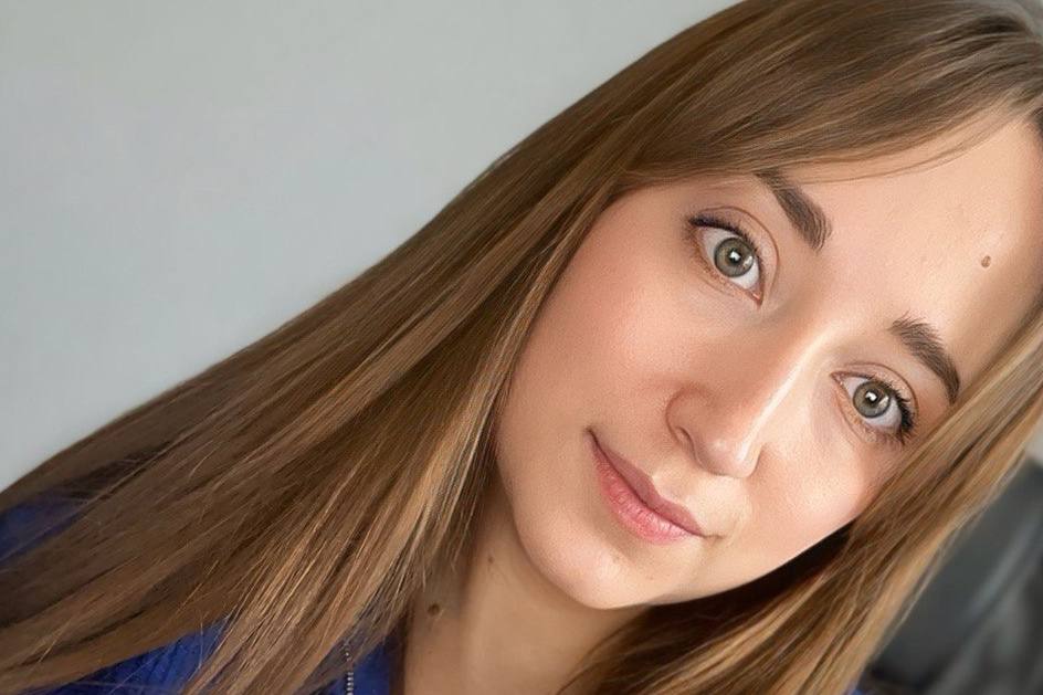 Молодая жительница Свердловской области спасла жизнь мужчине из Москвы | Жительница Урала стала донором костного мозга и спасла жизнь мужчине 