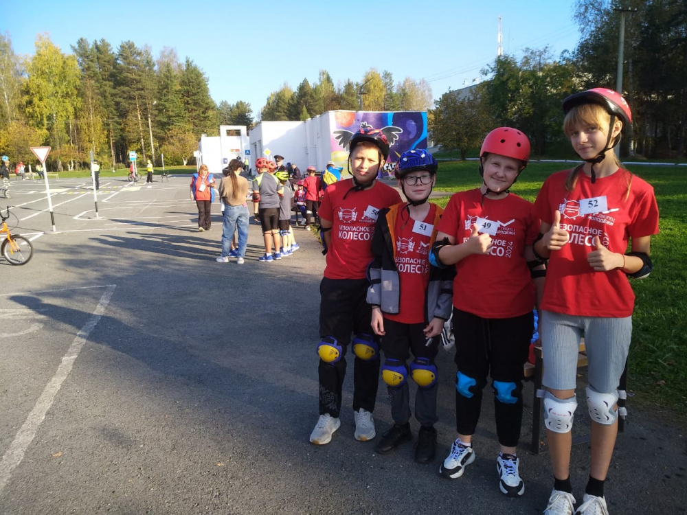 В соревнованиях юных велосипедистов команда из Нижнего Тагила вошла в топ-10 | На Урале прошли областные соревнования юных велосипедистов В соревнованиях юных велосипедистов команда из Нижнего Тагила вошла в топ-10 | На Урале прошли областные соревнования юных велосипедистов