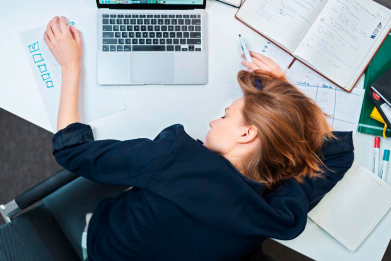 Средняя зарплата в Свердловской области может достигнуть 161 тысячи рублей | За 17 лет у уральцев средняя зарплата может вырасти на 77 тысяч и 2 рубля