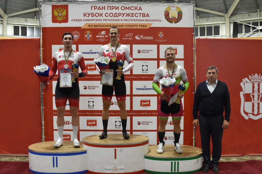 Спортсмен из Нижнего Тагила завоевал две медали на международных соревнованиях по велоспорту | Свердловские велогонщики забрали три медали на соревнованиях